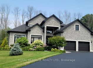 21564 Loyalist Pkwy, Prince Edward County, ON K0K1L0