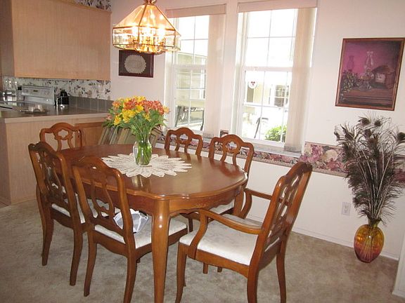 5th image of 109 Park Ln