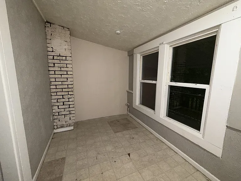 508 W Marion St #C — Photo 6