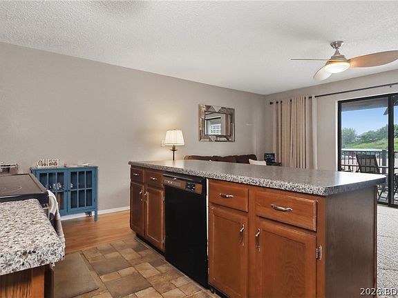 5th image of 150 Southwood Shores Pl Building 2B-91