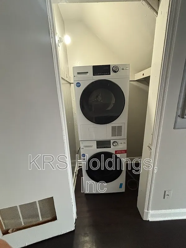 2 bed, 1.5 bath, $1,395 — Photo 4