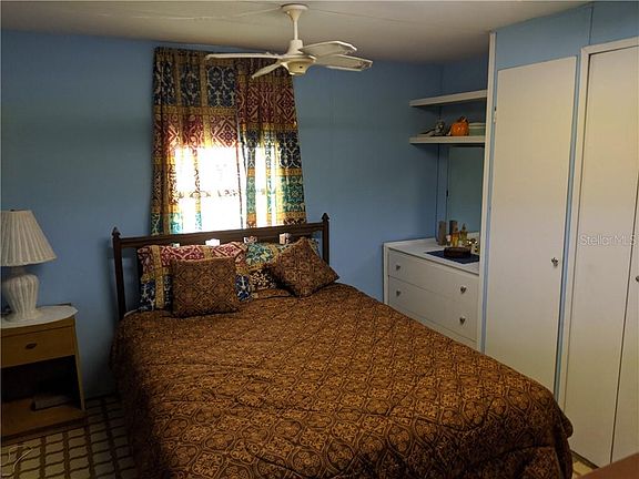 5th image of 5779 Holiday Park Blvd