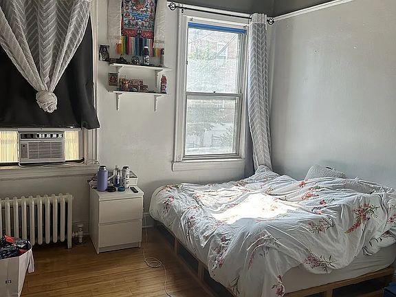 2nd image of 4719 38th St #2