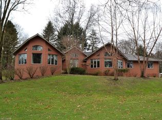 2737 Glenmont Rd NW, Canton, OH 44708