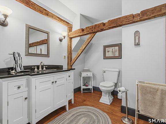 27th image of 26 Codfish Hill Road