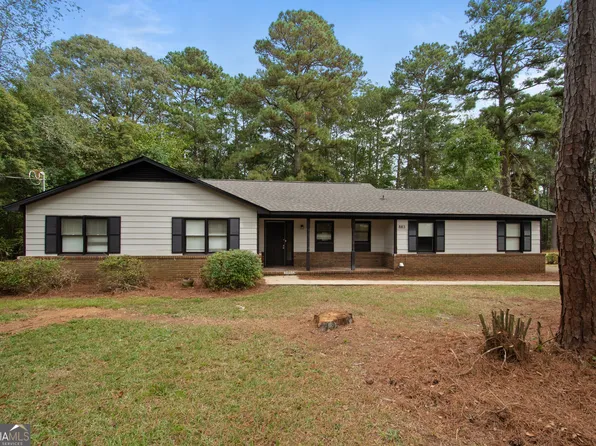 883 Vernon Ferry Rd, Lagrange, GA 30240