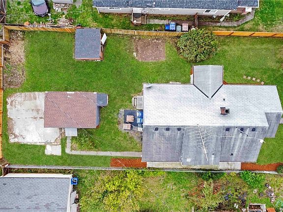 5th image of 6217 S Pine St