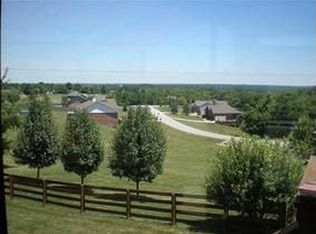 328 Sarah Elizabeth Way, Taylorsville, KY 40071