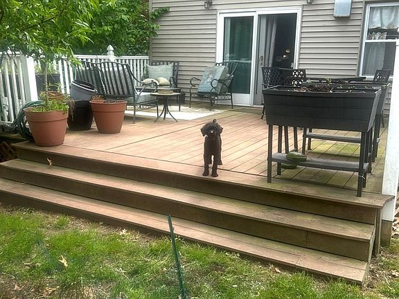 3rd image of 689 Stanton Avenue