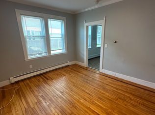 265 Merrimac St APT 2, Newburyport, MA 01950