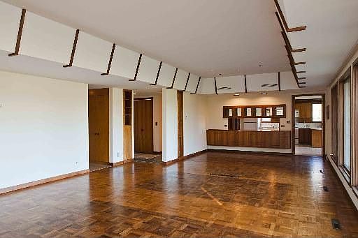 2nd image of 649 Cloverlane Dr