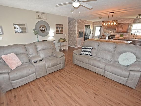 5th image of 773 Catherine Crisp Way