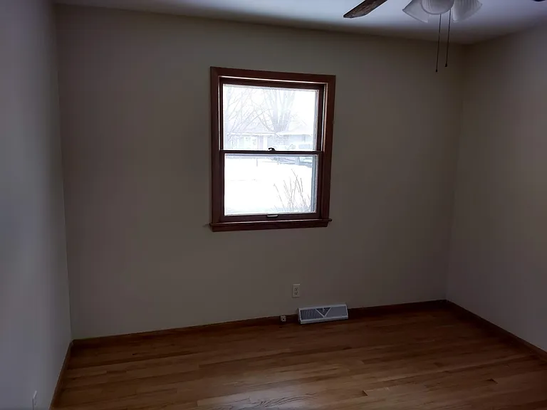 4035 Manhattan Dr — Photo 10