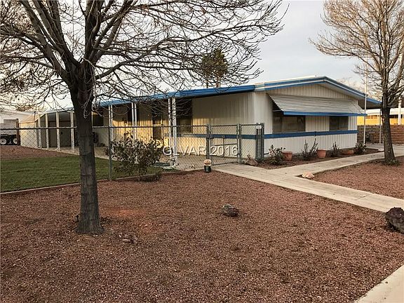3rd image of 141 Betty Ln