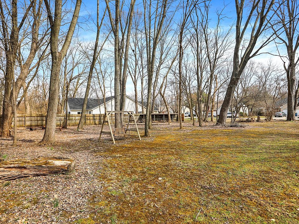 1st image of 10770 N Park Ave
