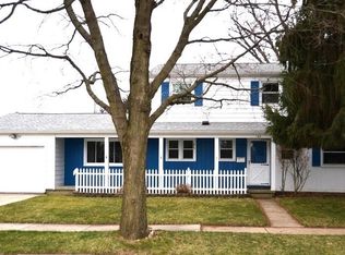 142 Dronfield Rd, Troy, OH 45373