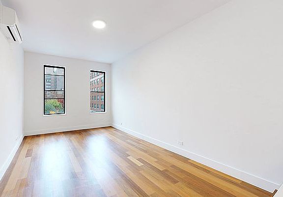 5th image of 659 10th Ave #3CC