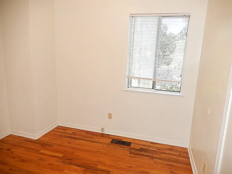 1802 Salmon Dr — Photo 13