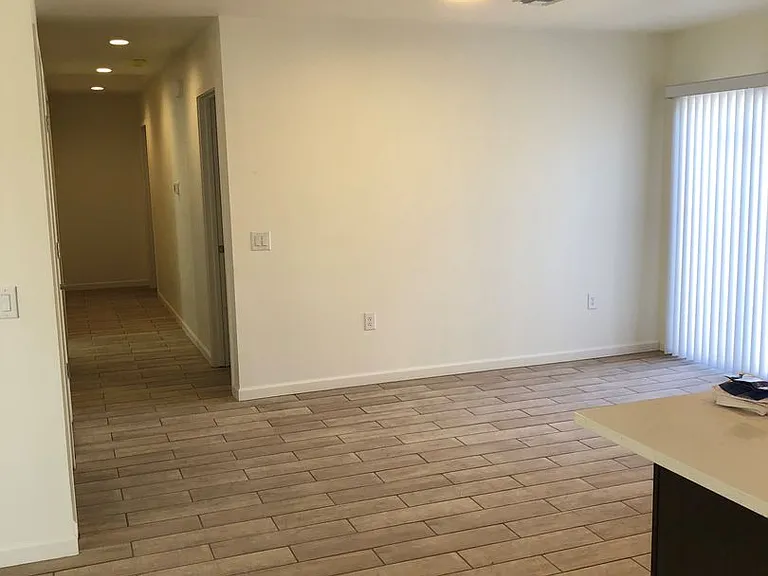 2430 S Clovis Pl — Photo 4