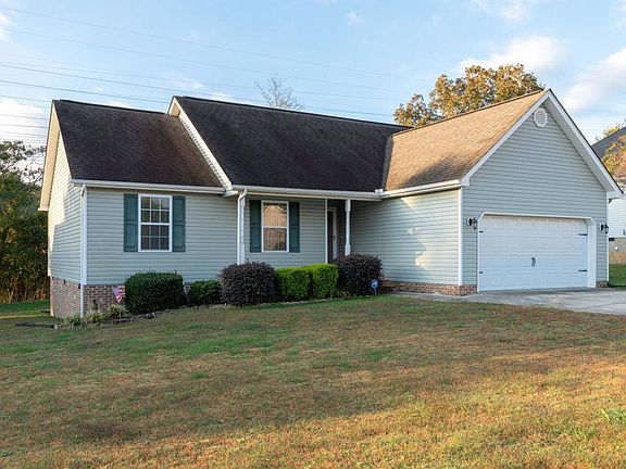 3rd image of 304 Battle Bluff Dr