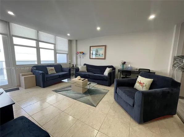 3725 S Ocean Dr, Hollywood, FL