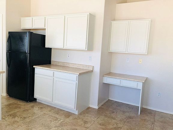 5th image of 1031 E Monona Dr