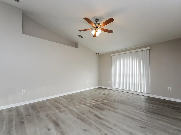 2790 Woodland Creek Loop — Photo 7