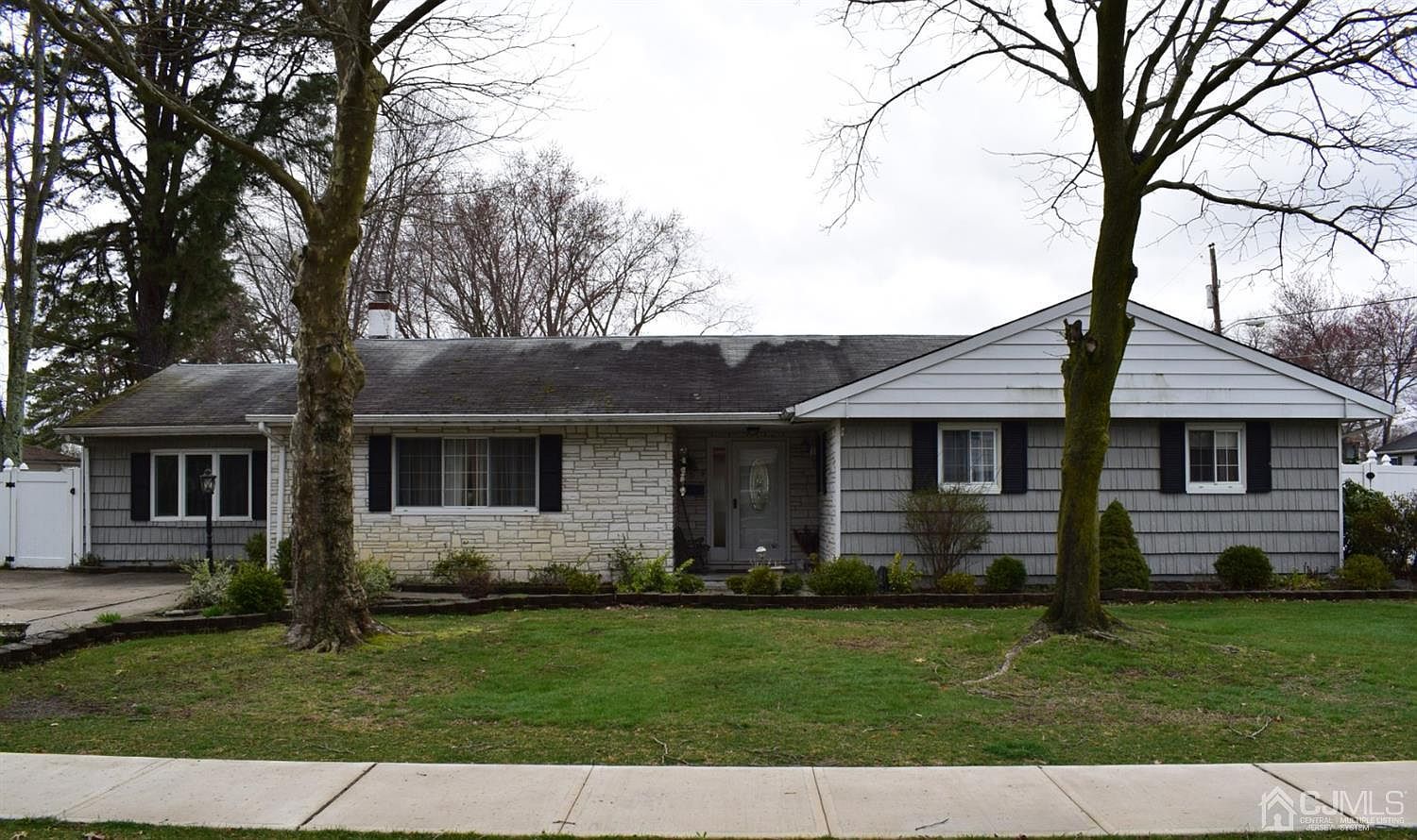 31 Spotswood Ave, Monroe Township, NJ 08831 Zillow