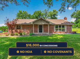 485 N Elm St, Springdale, AR 72762