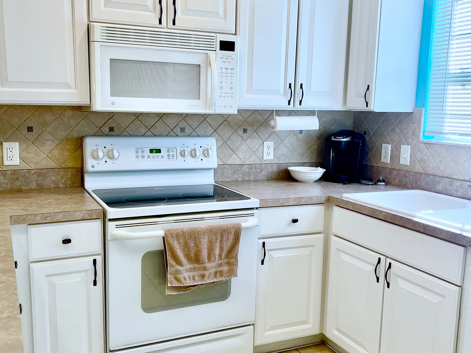 3545 Idlewood Loop — Photo 4