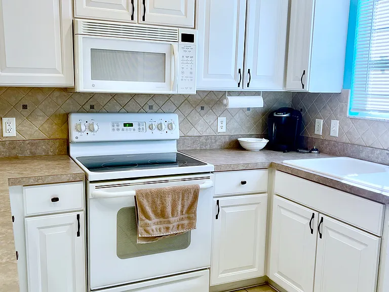 3545 Idlewood Loop — Photo 4