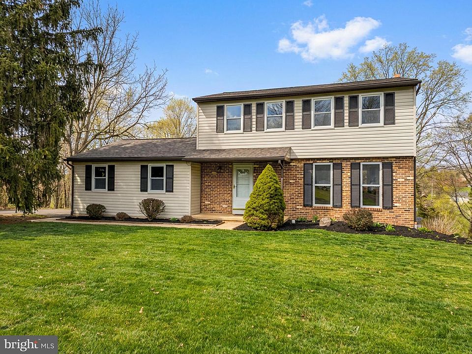 1st image of 713 Scenic Dr