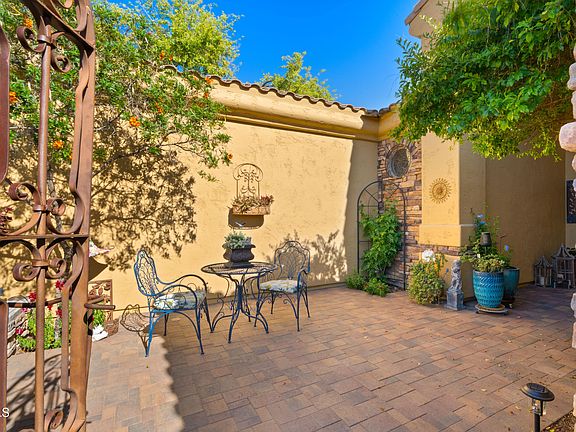 3rd image of 8001 W CAMINO DE ORO --