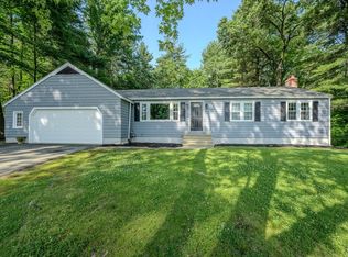 31 Horseshoe Rd, Chelmsford, MA 01824