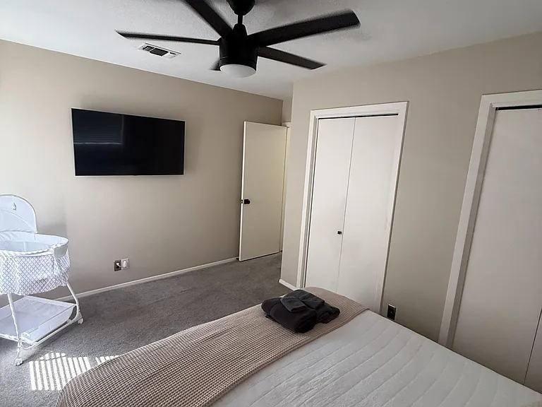 Whispering Oaks Dr — Photo 4
