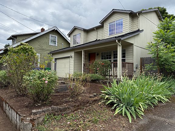 2nd image of 7012 SE Woodstock Blvd