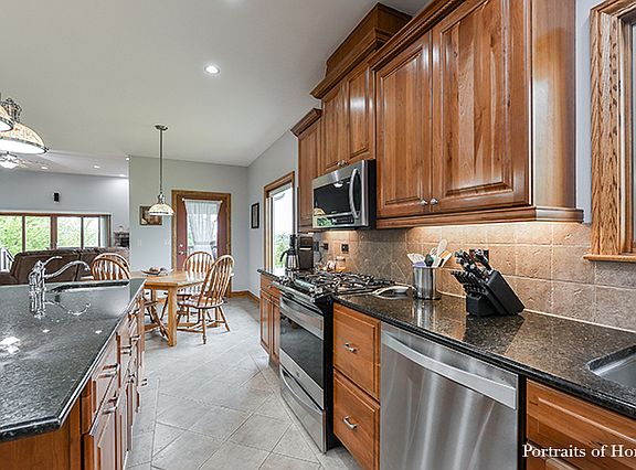 5th image of 8705 Wilcox Ct