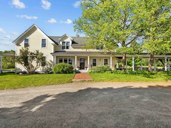 884 Darling Hill Road, Lyndon, VT 05851