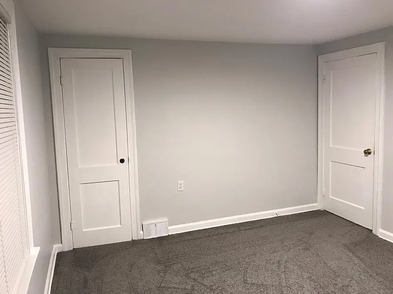 231 N Spring Grove St #1 — Photo 9