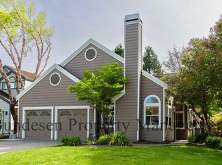 806 Wine Ct, Petaluma, CA 94954