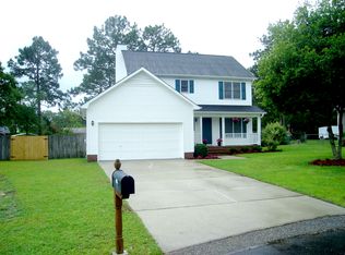 3549 Chaucer Dr, Hope Mills, NC 28348