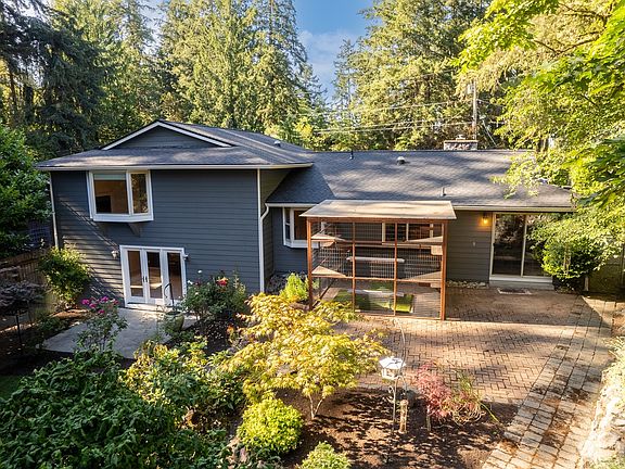 3rd image of 10512 Lake Steilacoom Drive SW