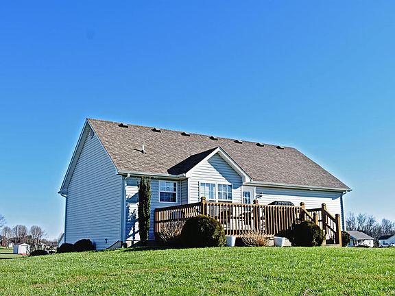 5th image of 579 Webb Ln