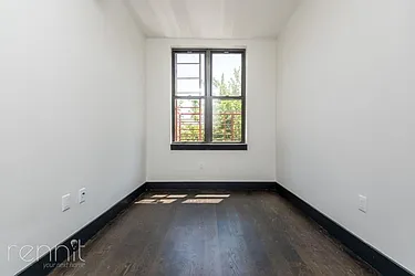 Rented by Rennit Inc.