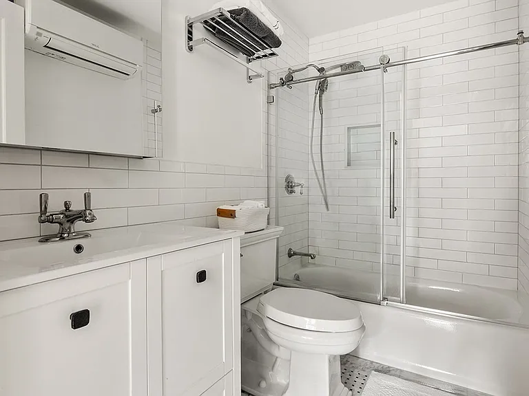 811 President St #2 — Photo 10
