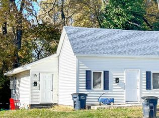 1024 Vandalia Rd, Hillsboro, IL 62049