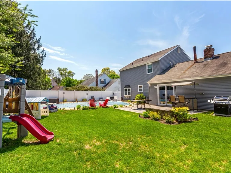 315 Ashford Rd — Photo 21