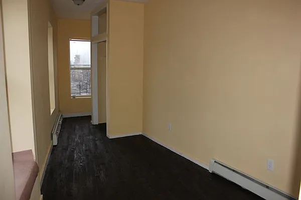 Rented by Capri Jet Realty Corp | media 10