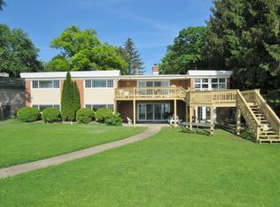 234 Lippincott Ln, Fox Lake, IL 60020