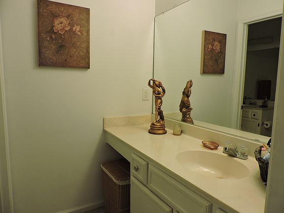 4th image of 4221 Morgate Ln